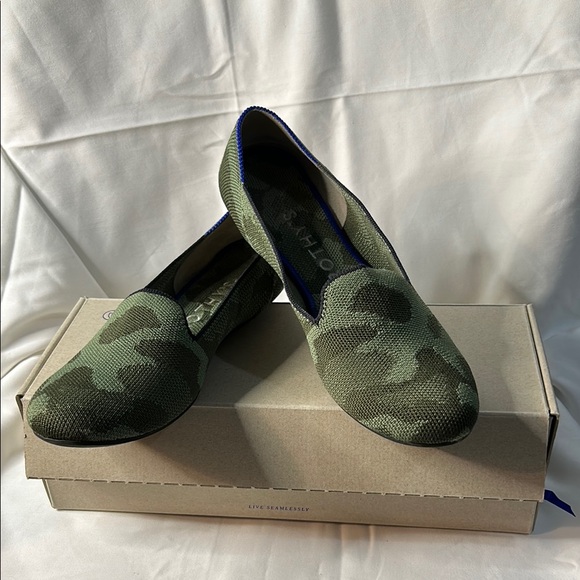 Rothy’s Olive Green Camo Slip-On Ballet Slipper Size 8 EUC - Picture 1 of 7